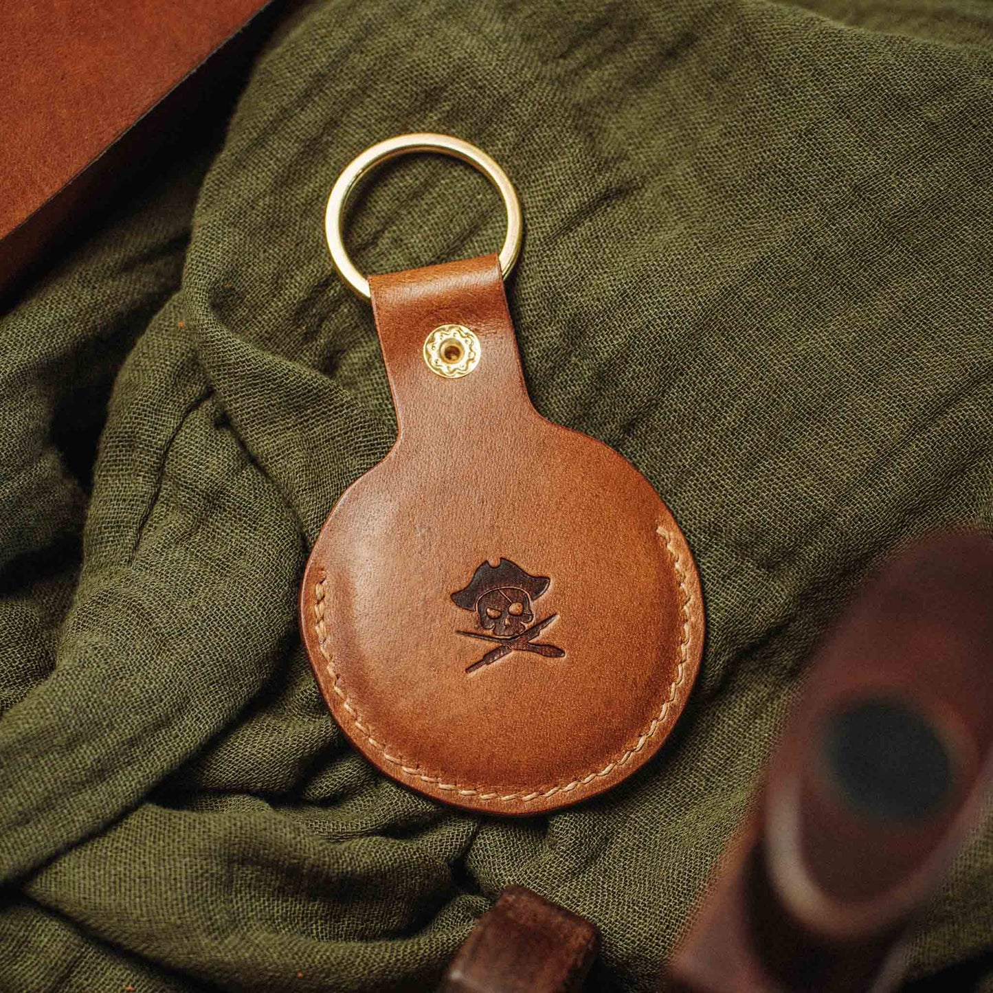 Pirate Goods Peso Pocket v5 Keychain Coin Holder – Leather Challenge Coin Case for EDC