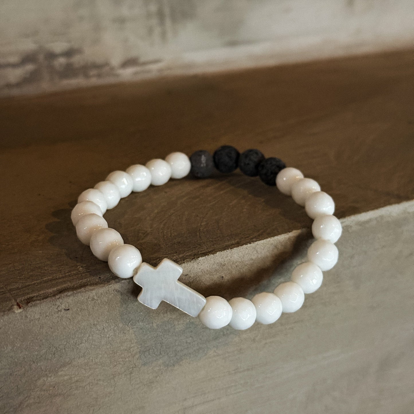 Diffuselet™ White Cross