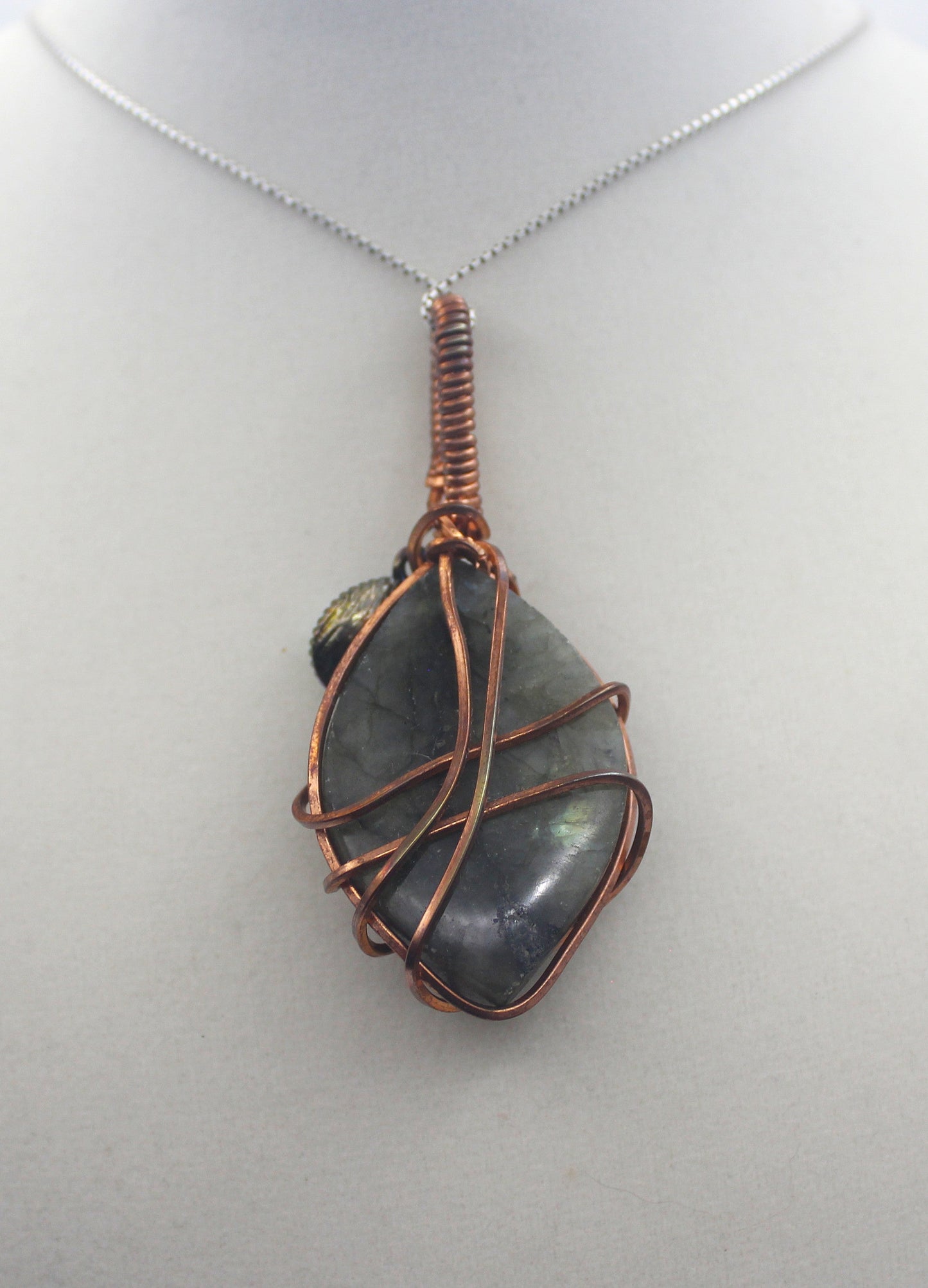 Raw Copper Labradorite Charmed Pendant Necklace