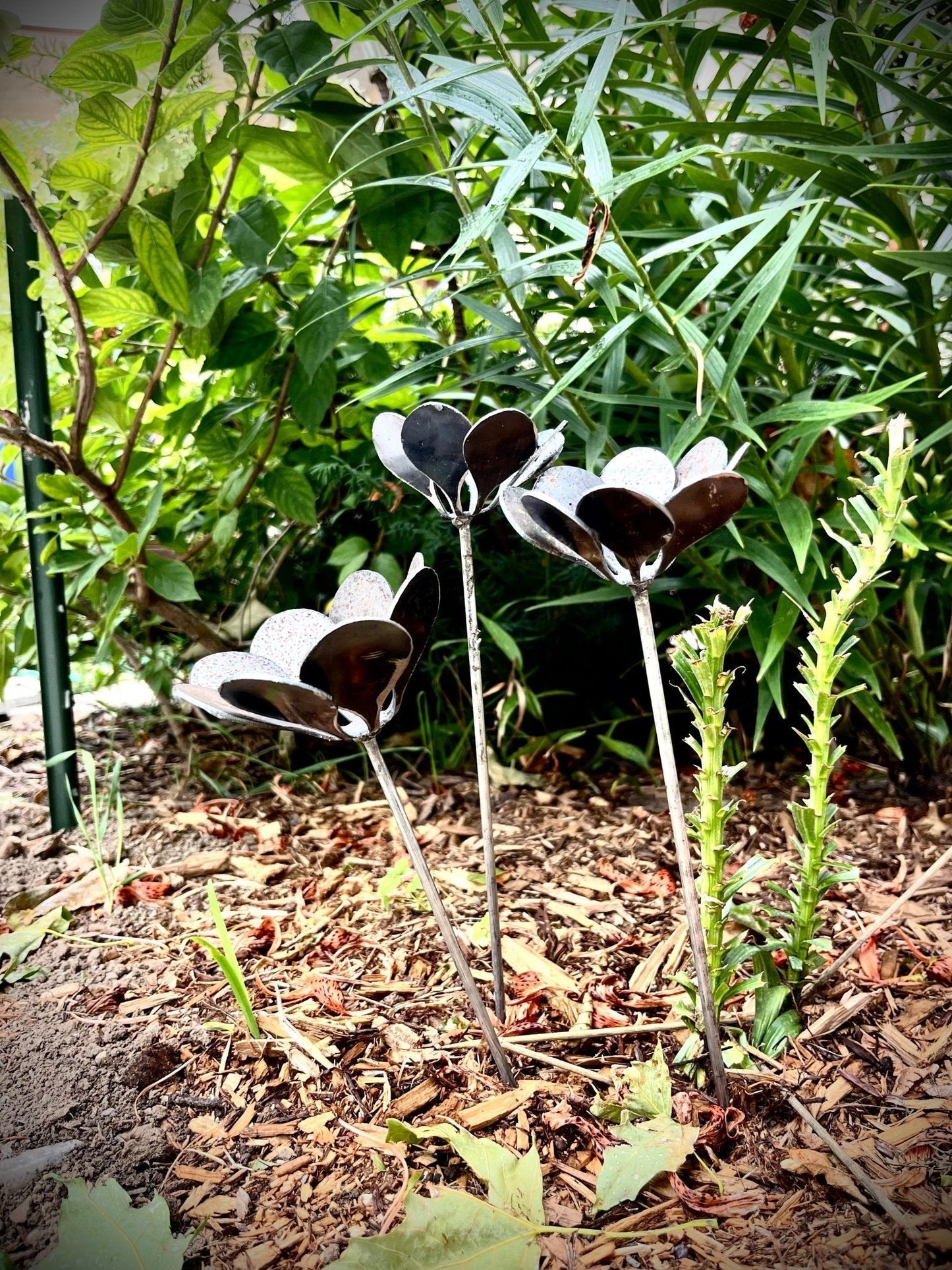 3-Pack Metal Plain Flowers