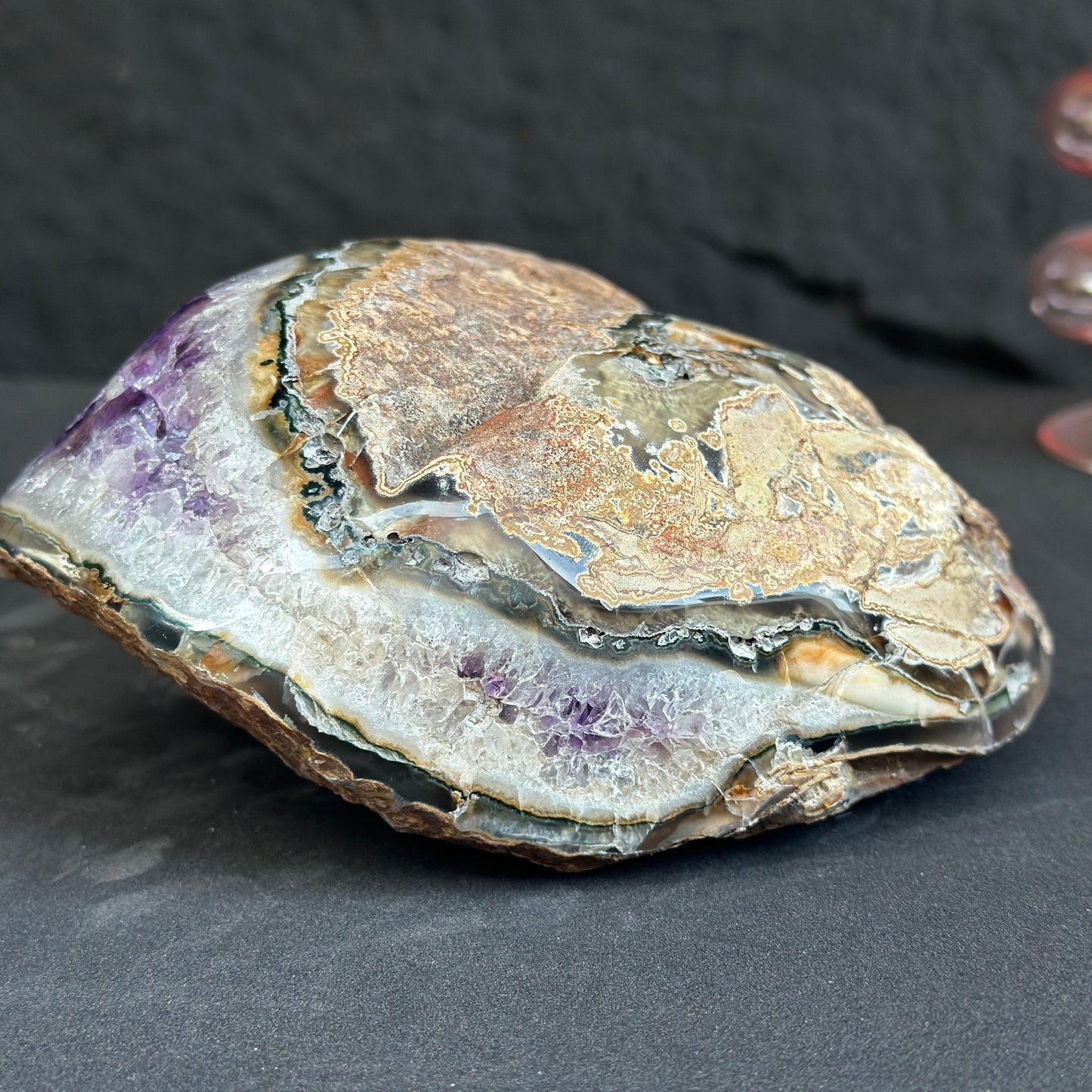 Amethyst geode, extra quality amethyst