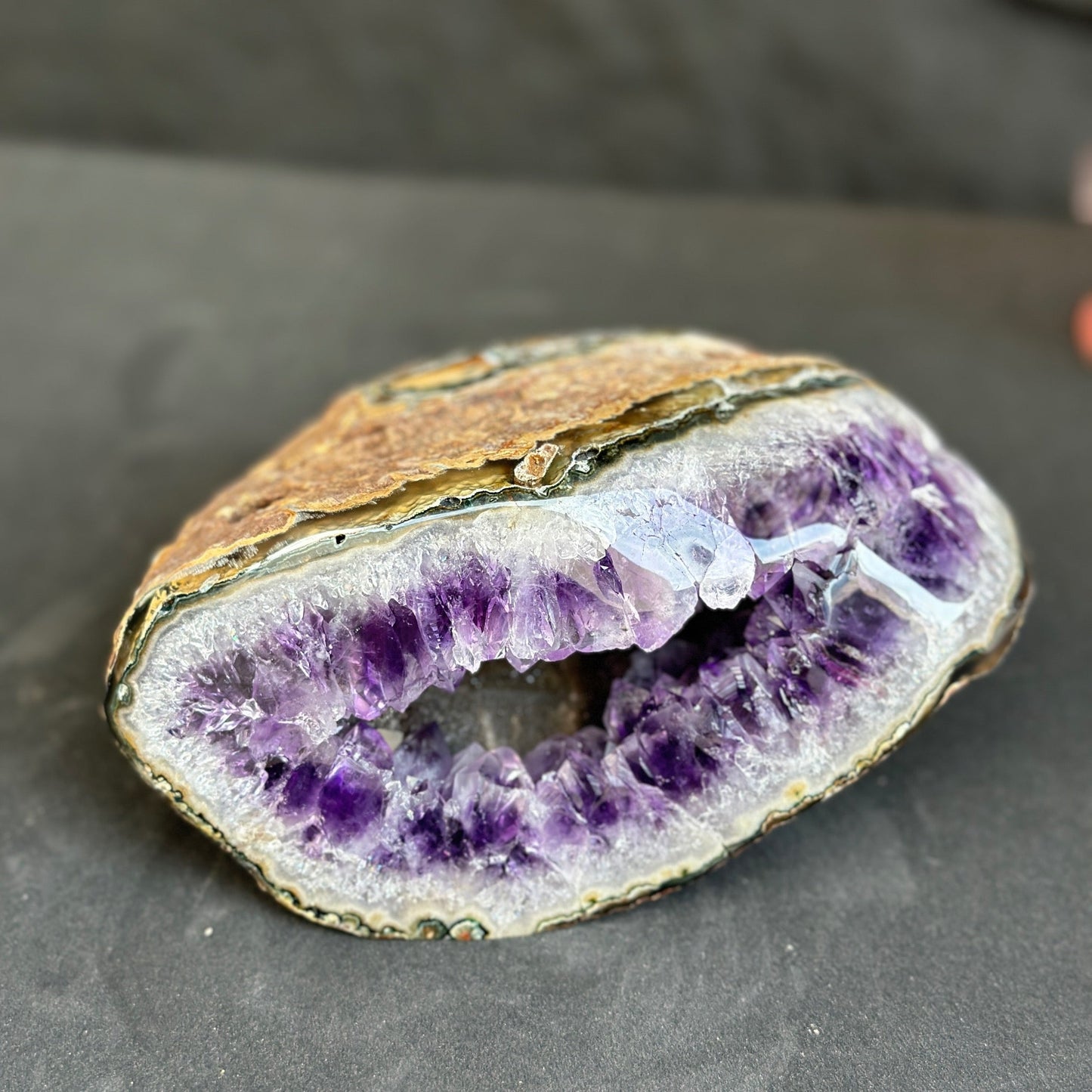 Amethyst geode, extra quality amethyst