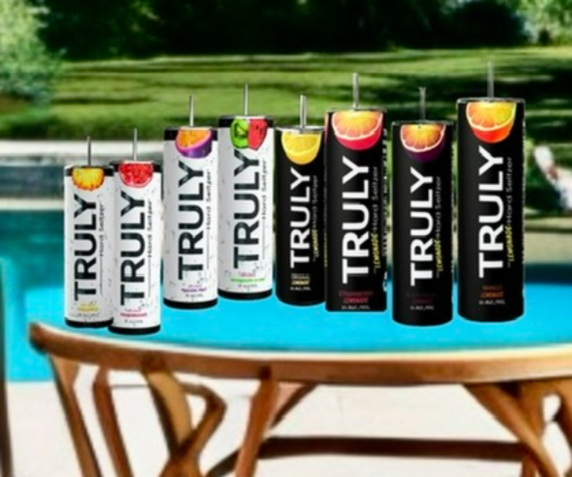 Truly Tumbler With 3D ice fruit lid topper