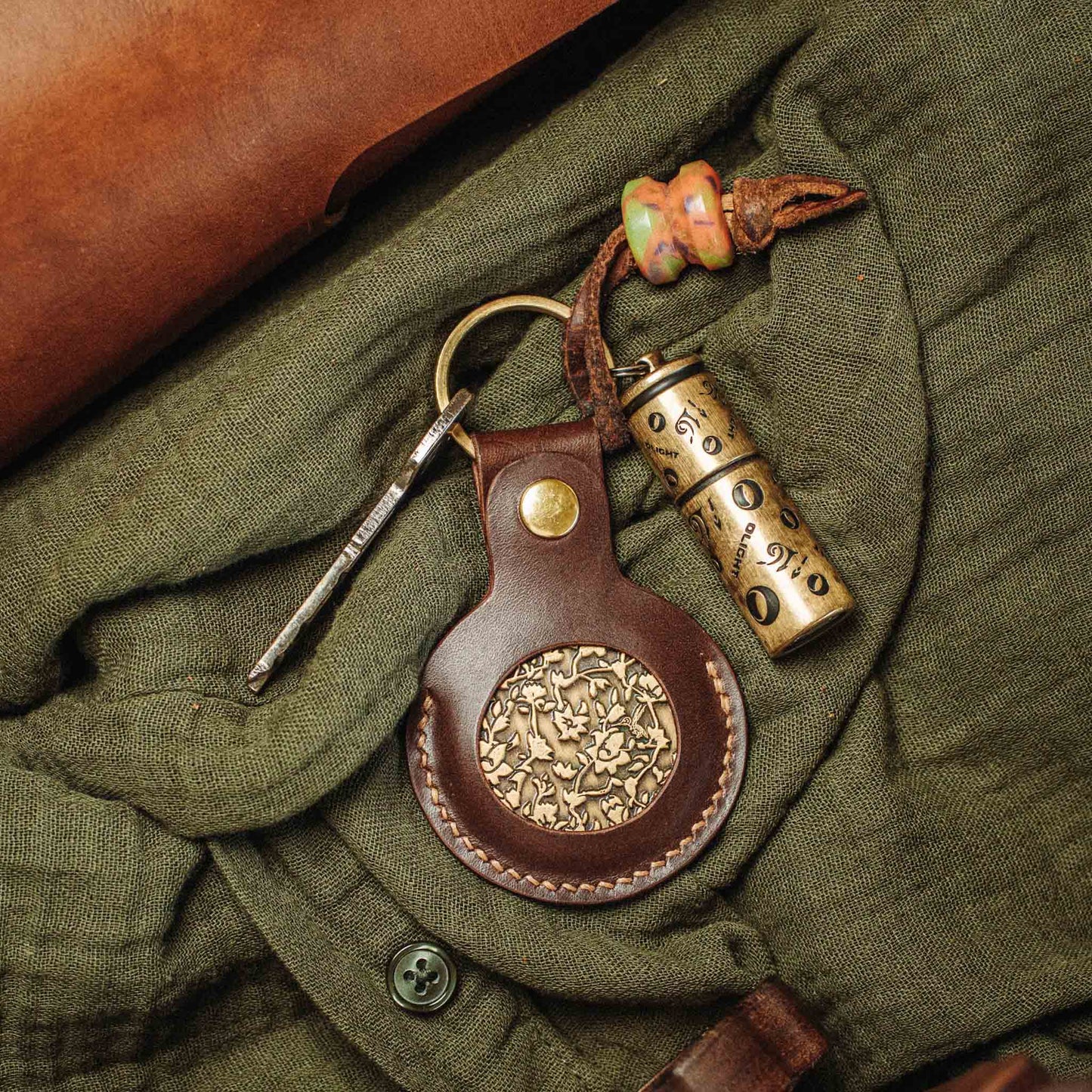 Pirate Goods Peso Pocket v5 Keychain Coin Holder – Leather Challenge Coin Case for EDC