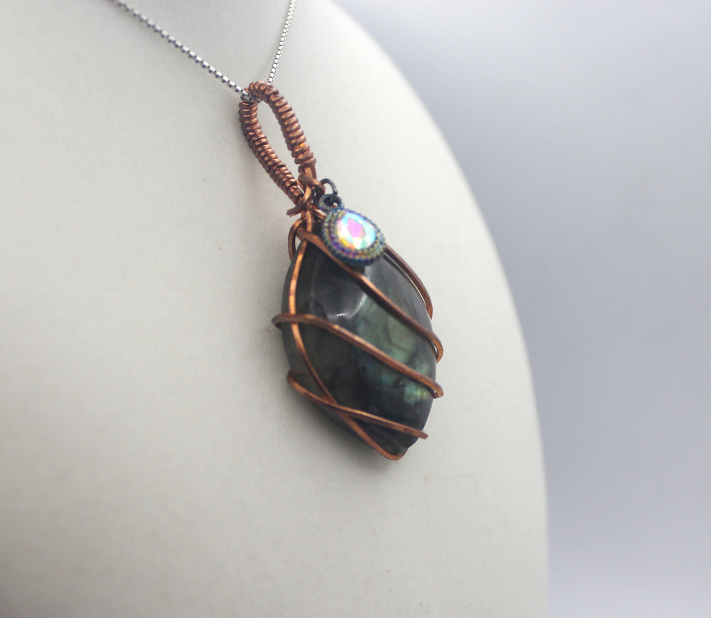 Raw Copper Labradorite Charmed Pendant Necklace