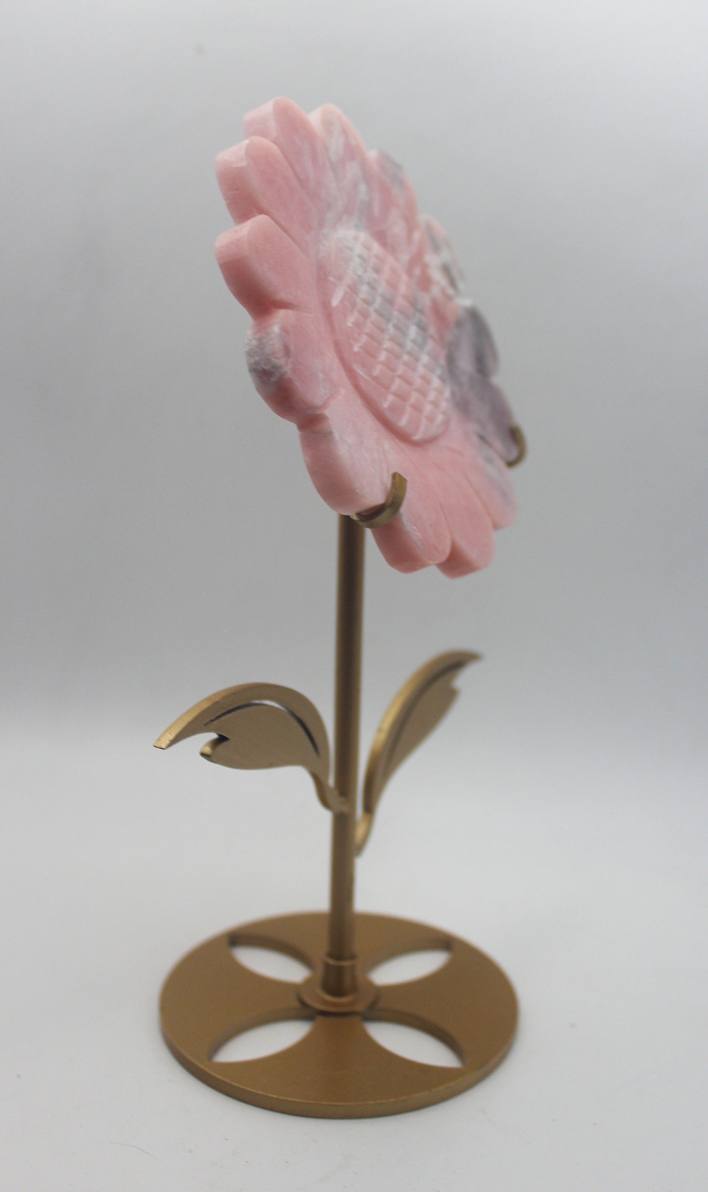 Crystal Sunflower Carving with Metal Stand – Joyful Energy & Meaningful Décor