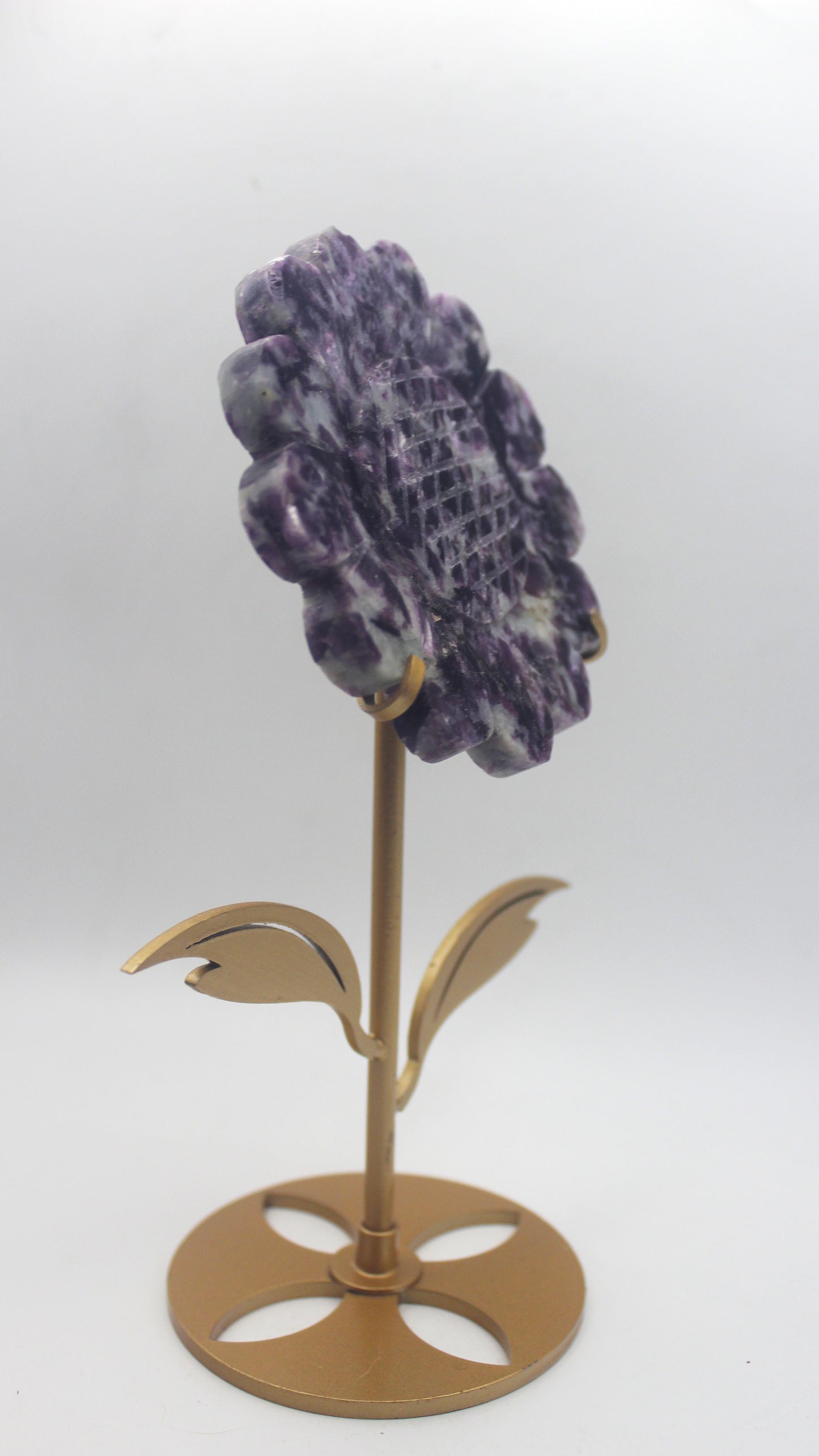 Crystal Sunflower Carving with Metal Stand – Joyful Energy & Meaningful Décor