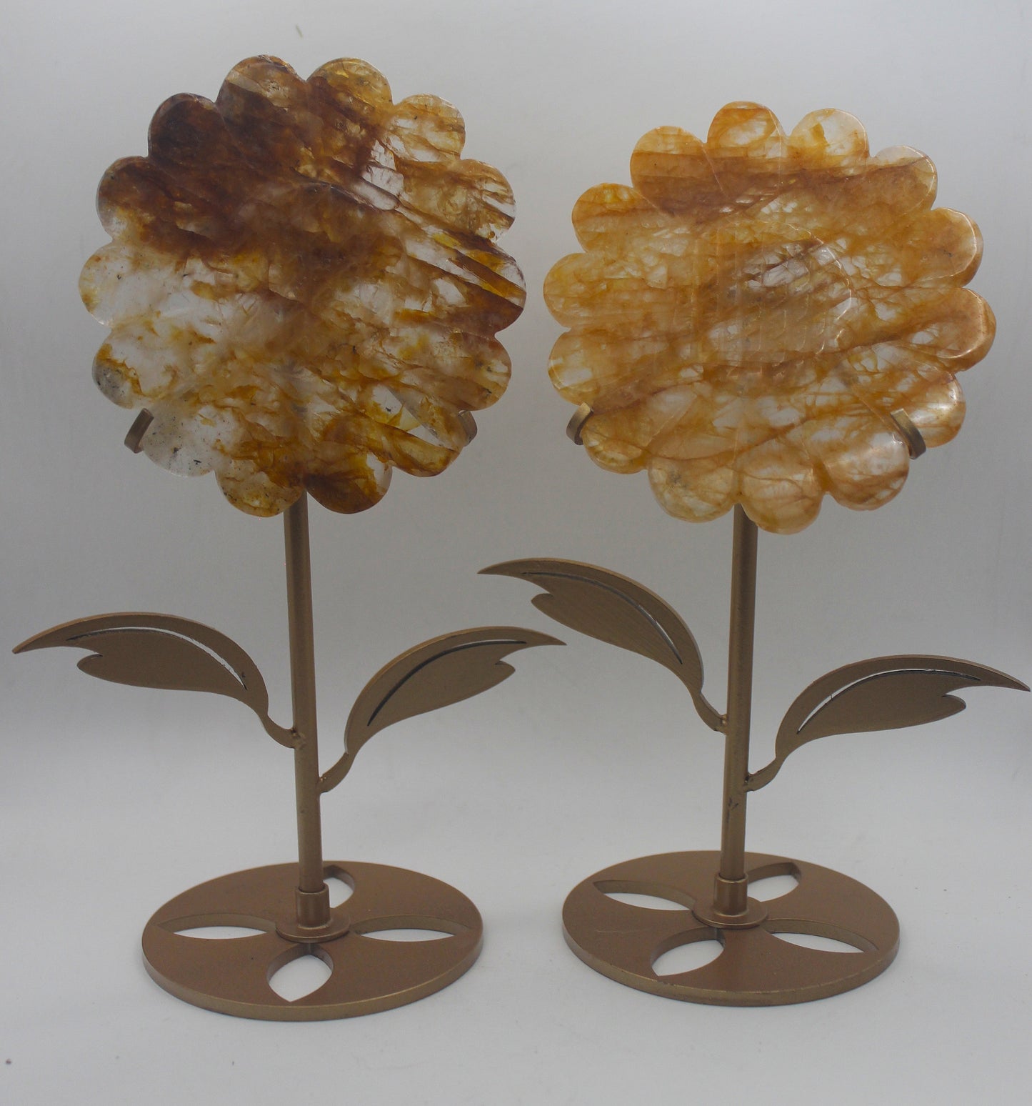 Crystal Sunflower Carving with Metal Stand – Joyful Energy & Meaningful Décor