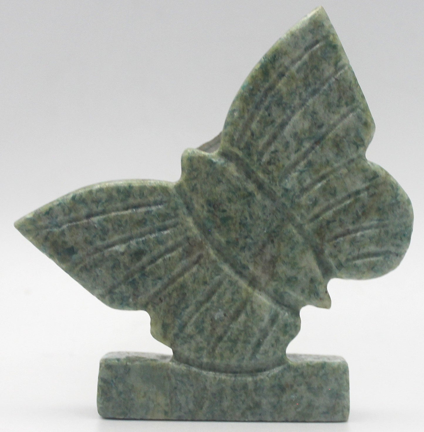 Green Aventurine Butterfly Carving – Growth, Confidence & Fresh Beginnings