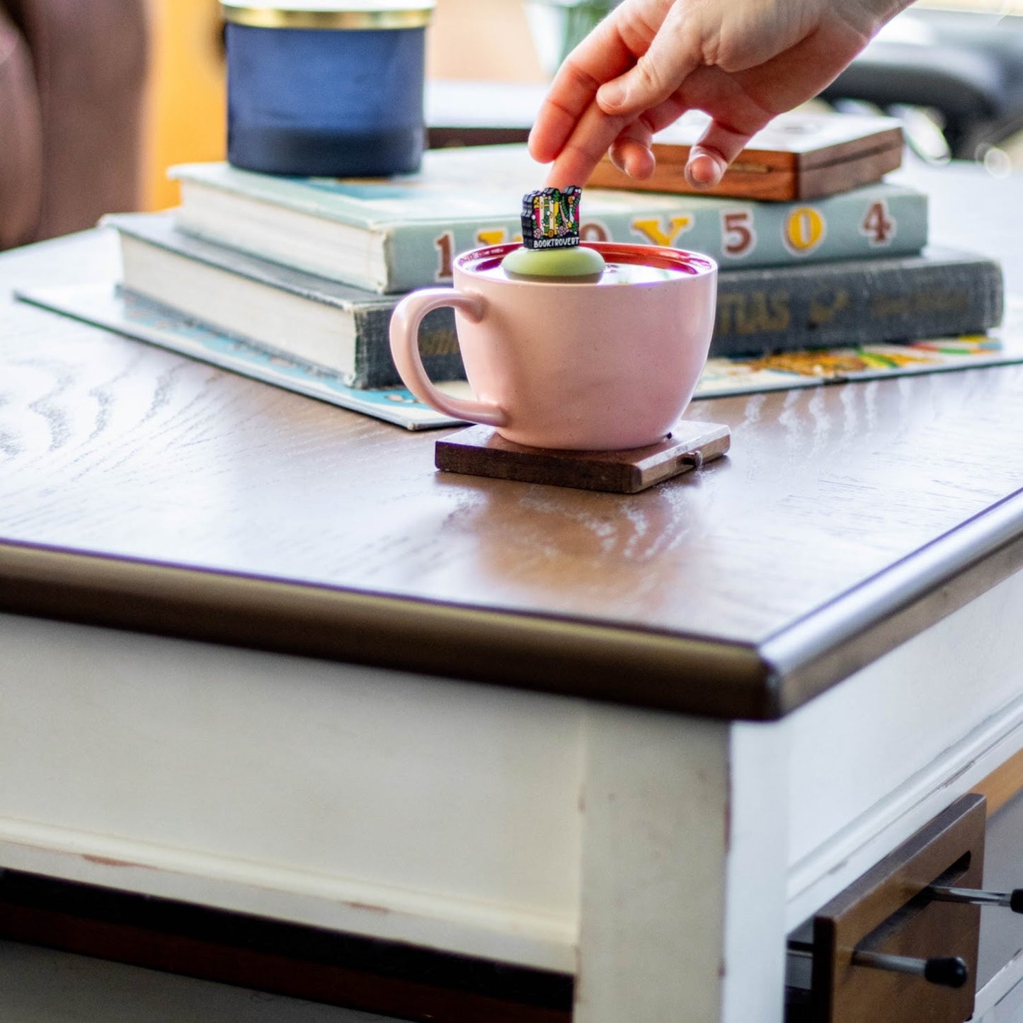 Floating Booktrovert Tea Infuser Infuser - Cute Tea Infuser for Loose Leaf Tea