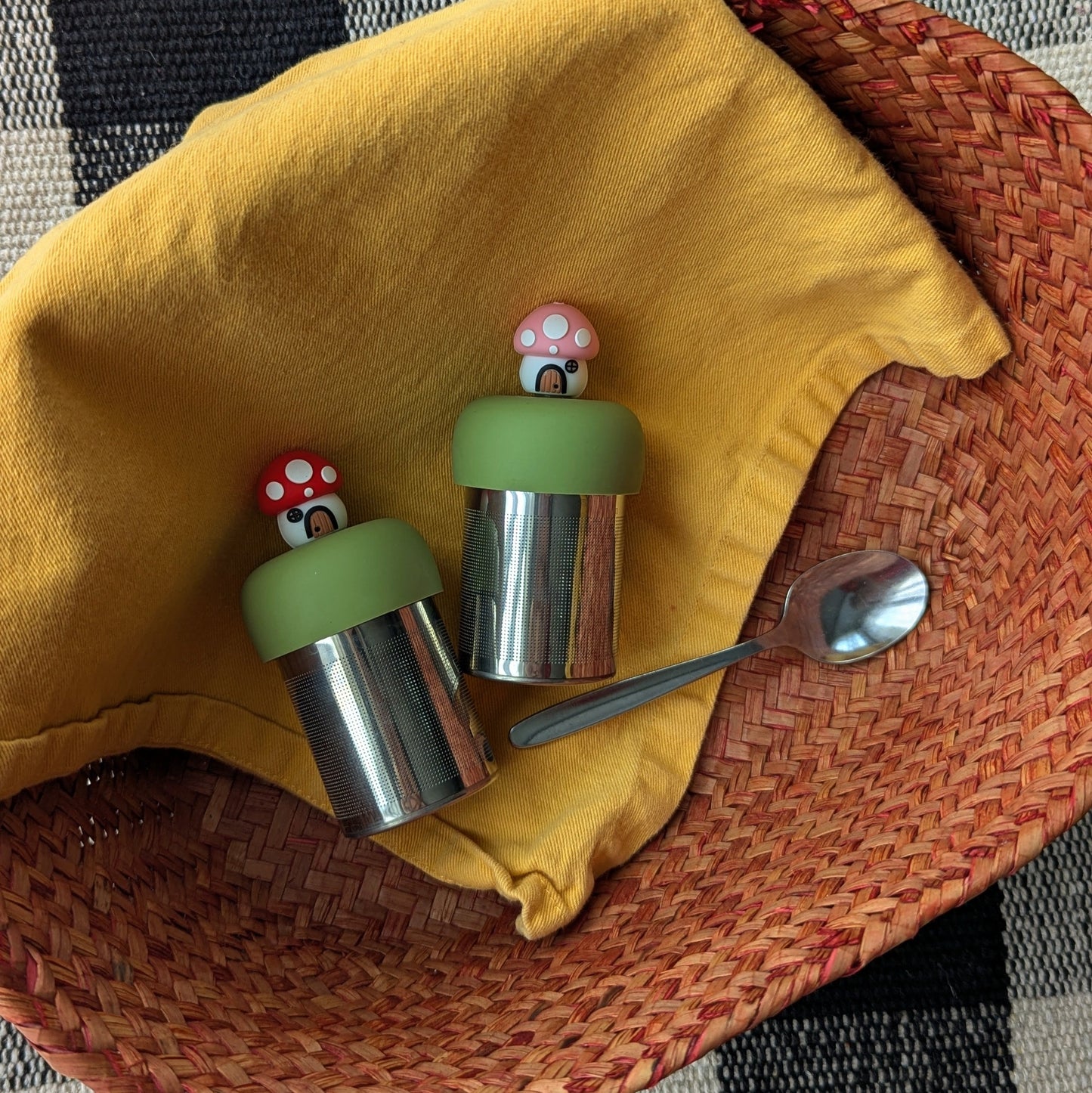 Floating Pink Mushroom Cottage Tea Infuser - Cute Tea Infuser for Loose Leaf Tea