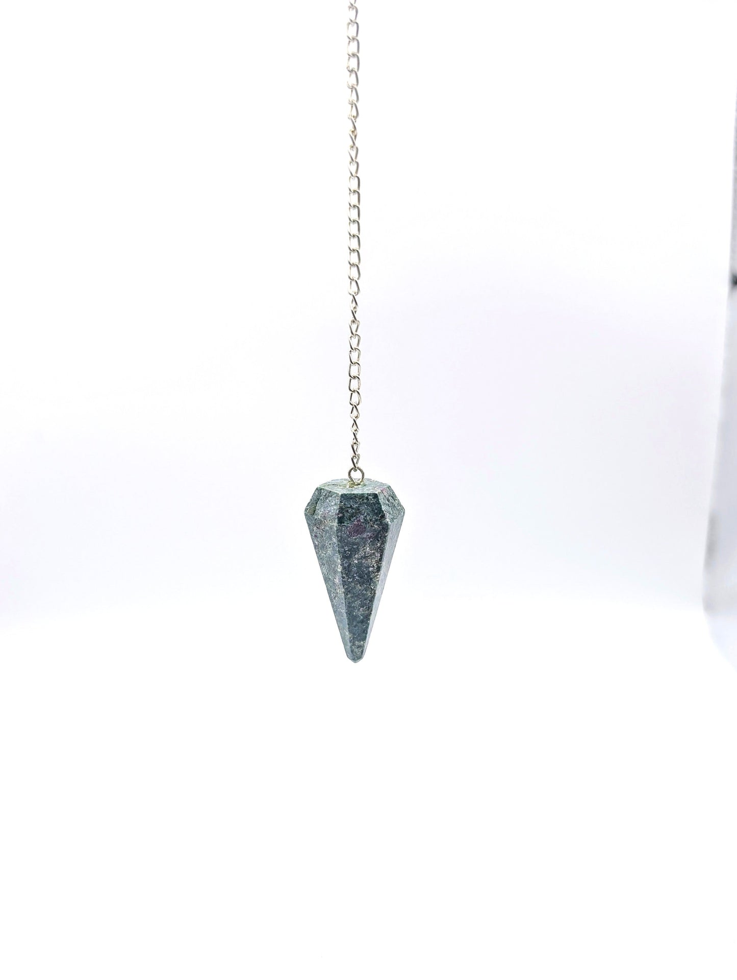 Pendulum Divination Tools – Crystal Dowsing for Clarity & Intuitive Guidance