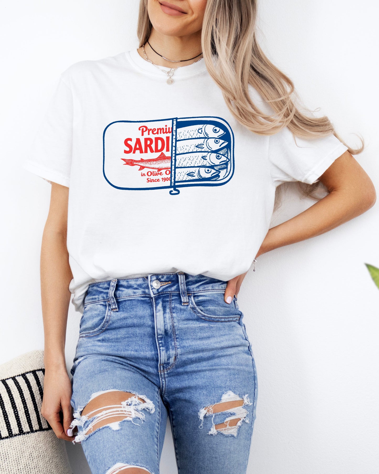 Sardines & Salmon Fish Comfort Colors T-Shirt – Nature Camping Hiking Outdoor Can Graphic Tee