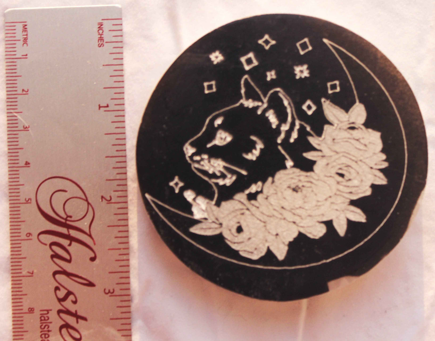 Selenite Cat Moon Plate – Crystal Cleansing & Celestial Altar Disc