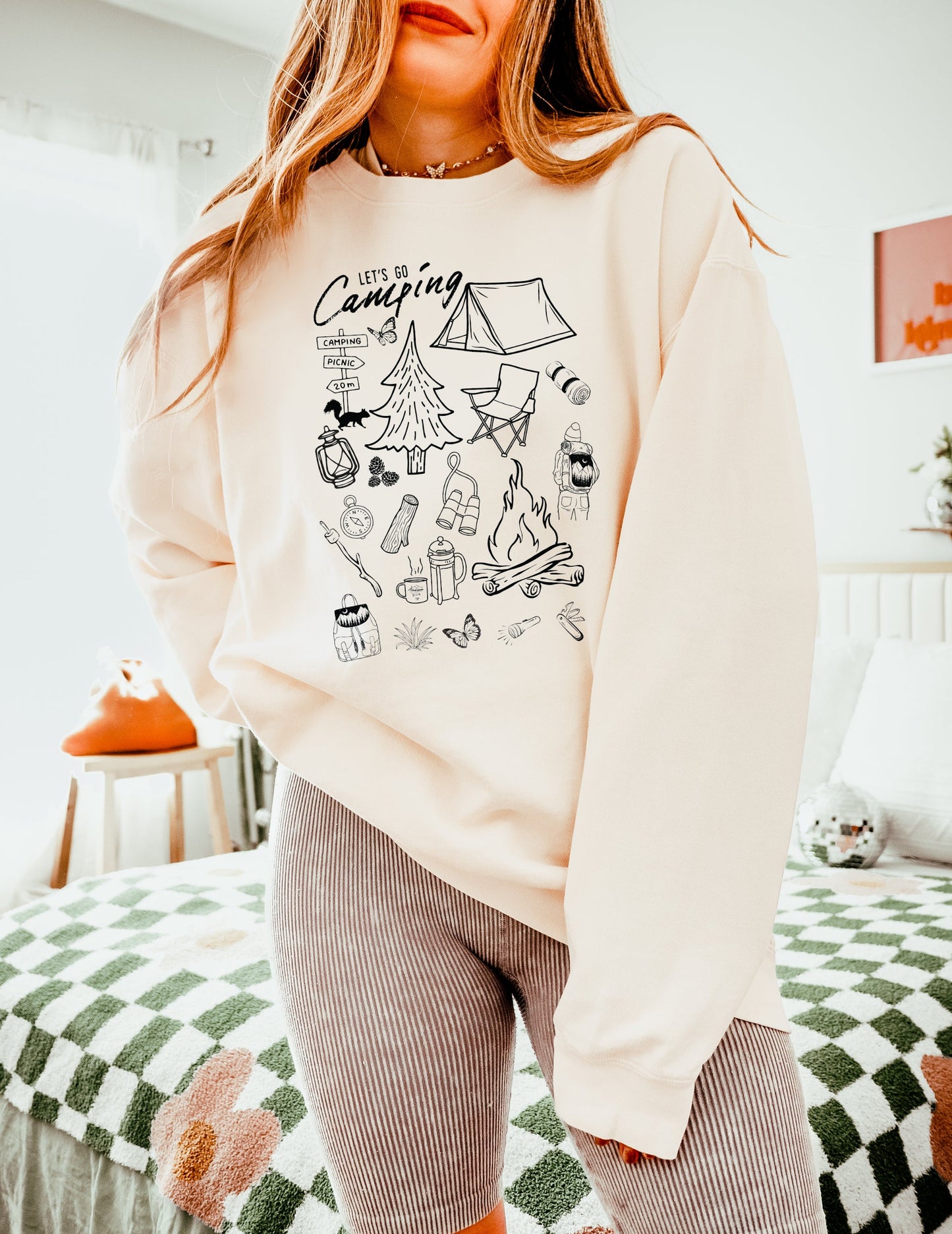 Sketched Mountain Nature Comfort Colors Garment-Dyed Sweatshirt – Camping & Hiking Outdoor Graphic