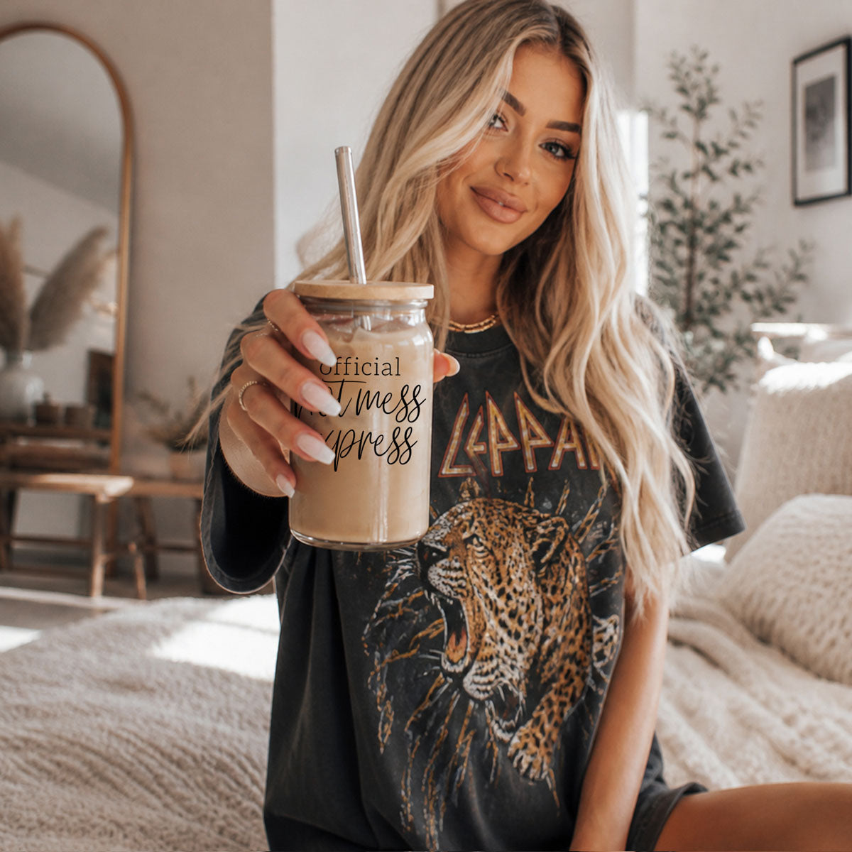 Hot Mess 17oz