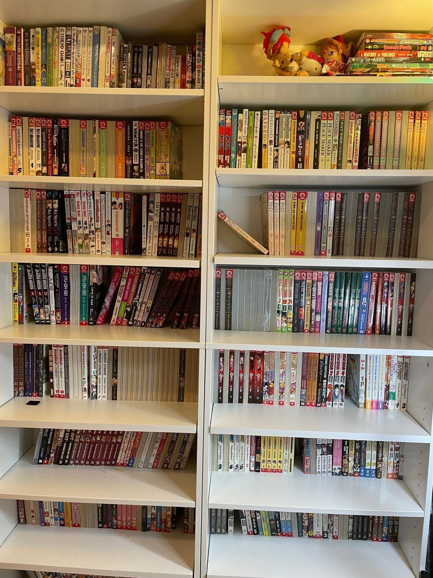 One Mystery Manga - Random Volume and Genre