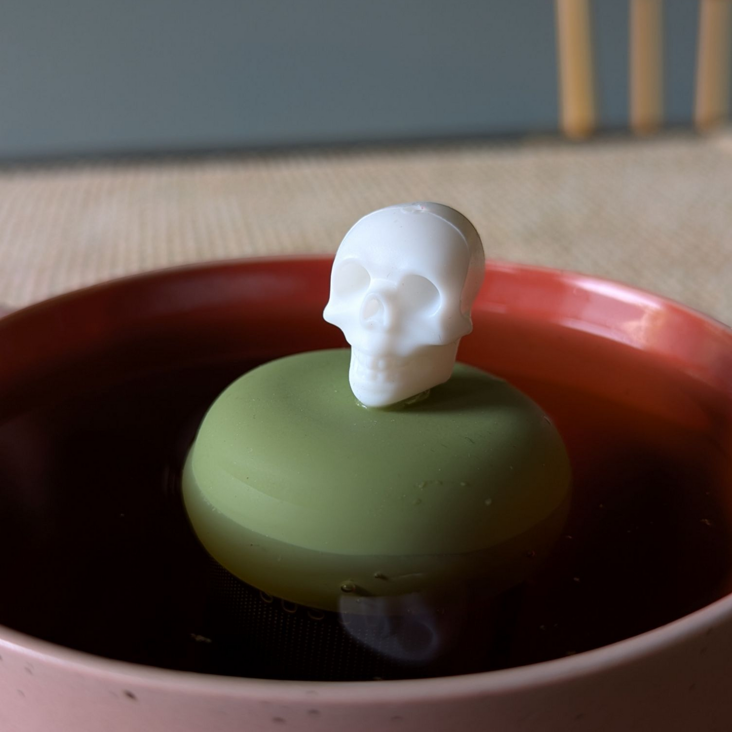 Floating White Skull Tea Infuser - Cute Tea Infuser for Loose Leaf Tea