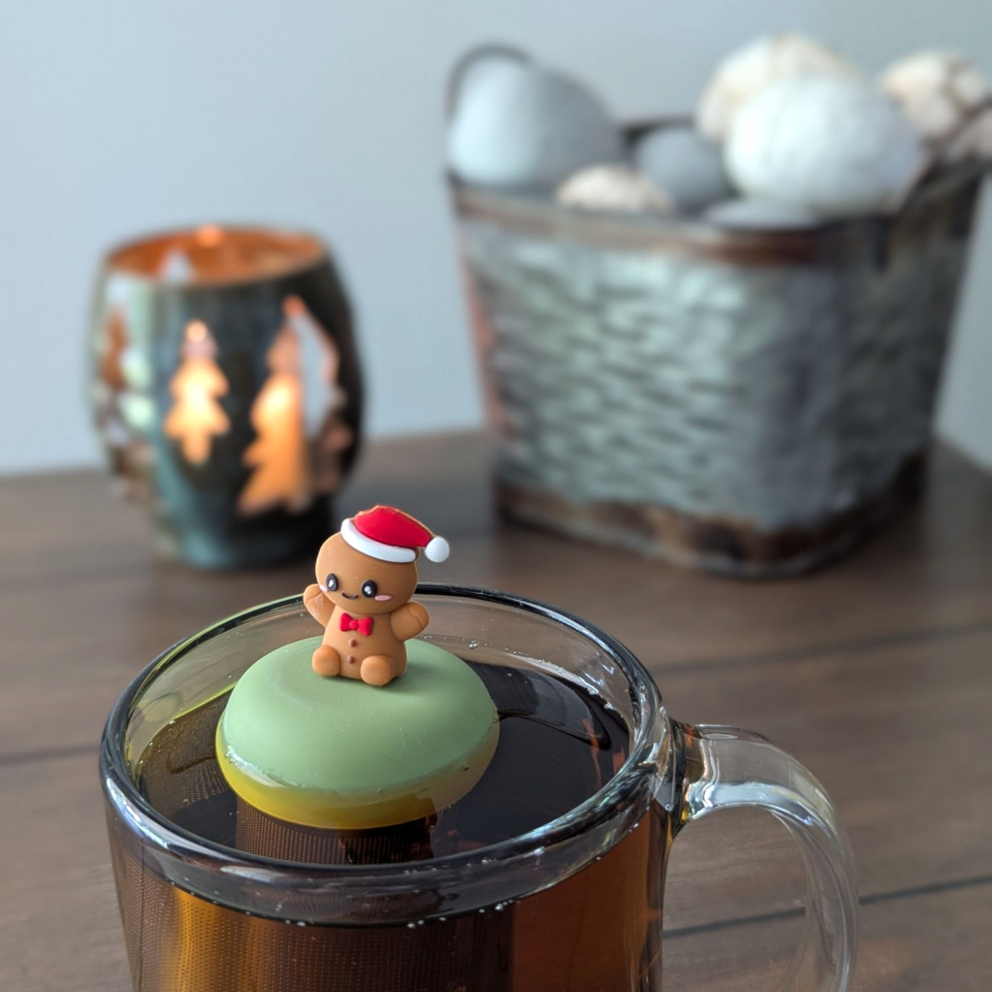 Floating Santa Hat Gingerbread Tea Infuser - Cute Tea Infuser for Loose Leaf Tea