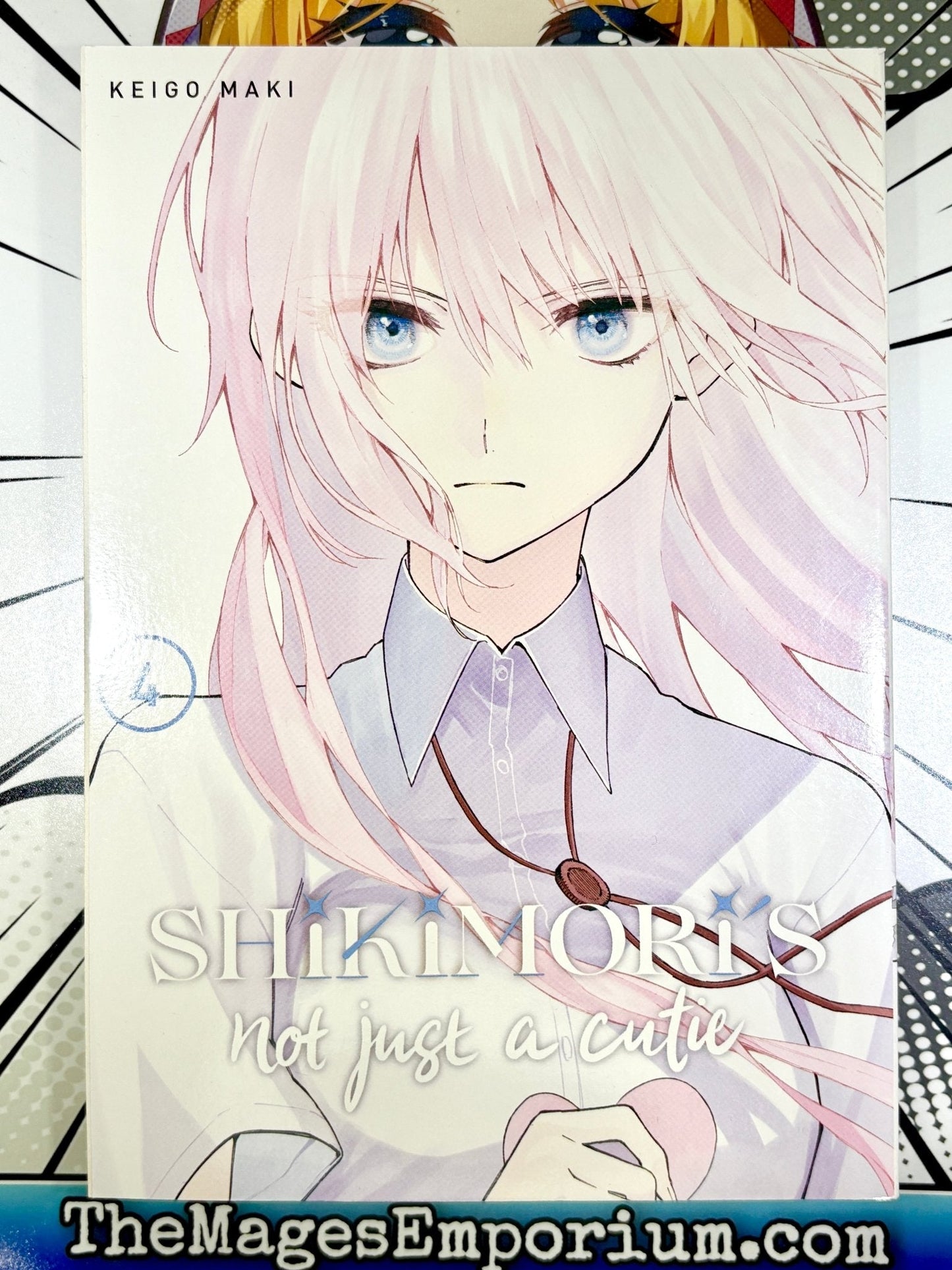 Shikimori's Not Just A Cutie Vol 4