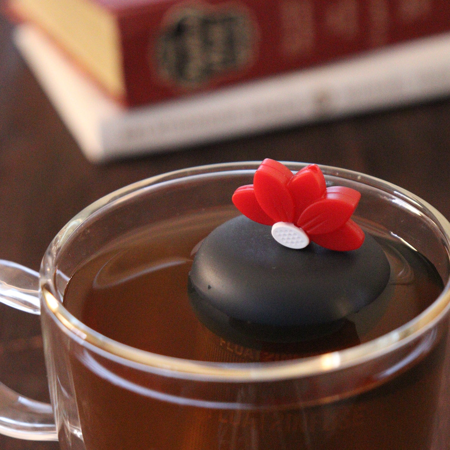 Floating Bright Red Lotus Tea Infuser - Cute Tea Infuser for Loose Leaf Tea