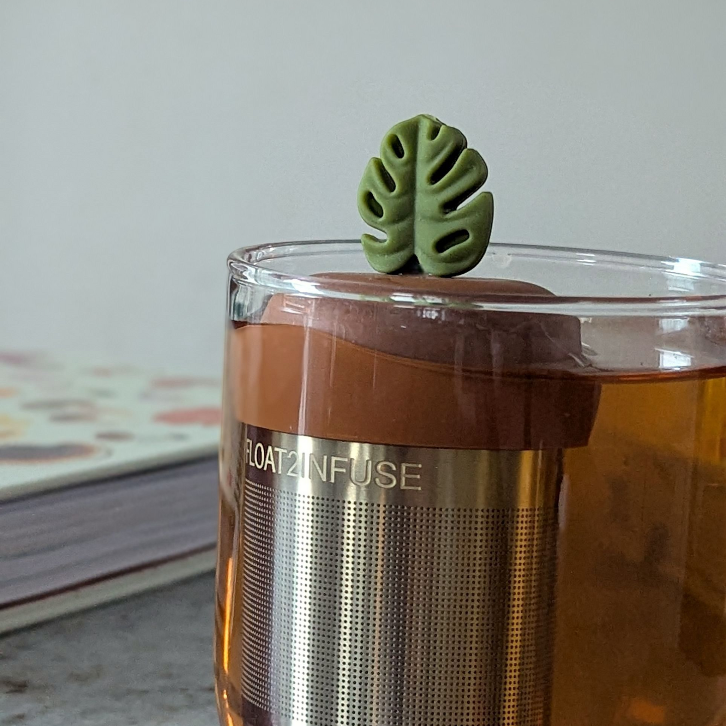 Floating Army Green Monstera Tea Infuser - Cute Tea Infuser for Loose Leaf Tea