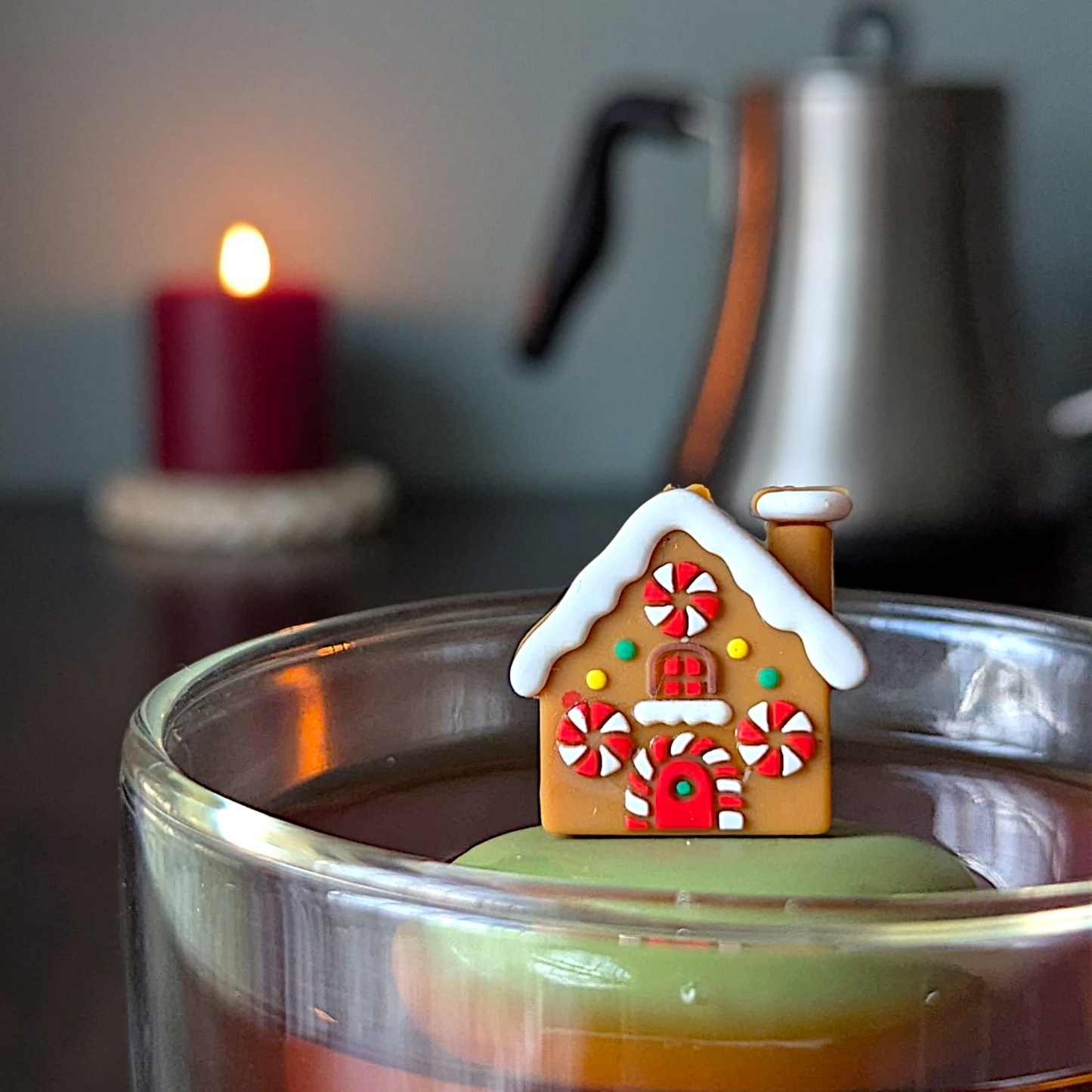 Floating Gingerbread House Tea Infuser - Cute Tea Infuser for Loose Leaf Tea