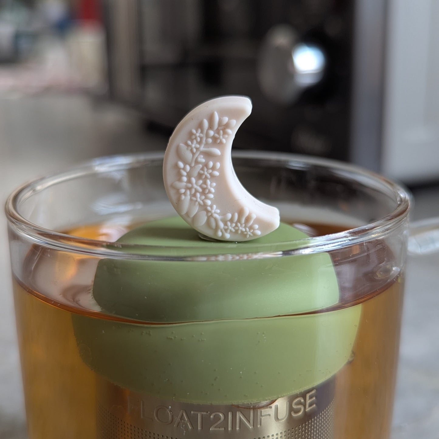Floating Ivory Flower Crescent Tea Infuser - Cute Tea Infuser for Loose Leaf Tea