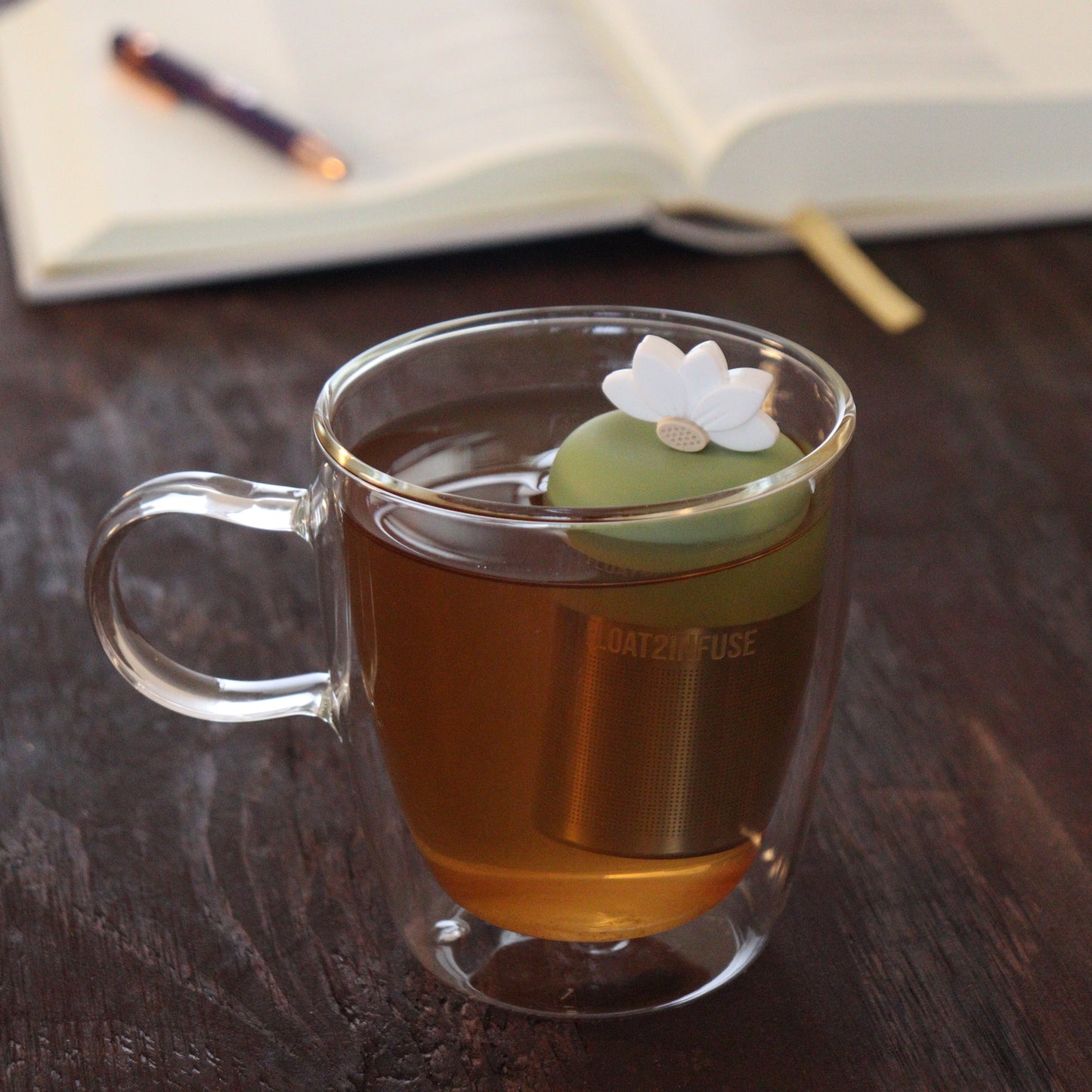 Floating White Lotus Flower Tea Infuser - Cute Tea Infuser for Loose Leaf Tea